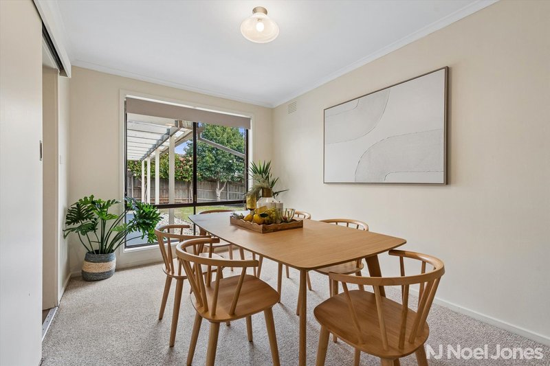 Photo - 10 The Glades , Doncaster VIC 3108 - Image 4