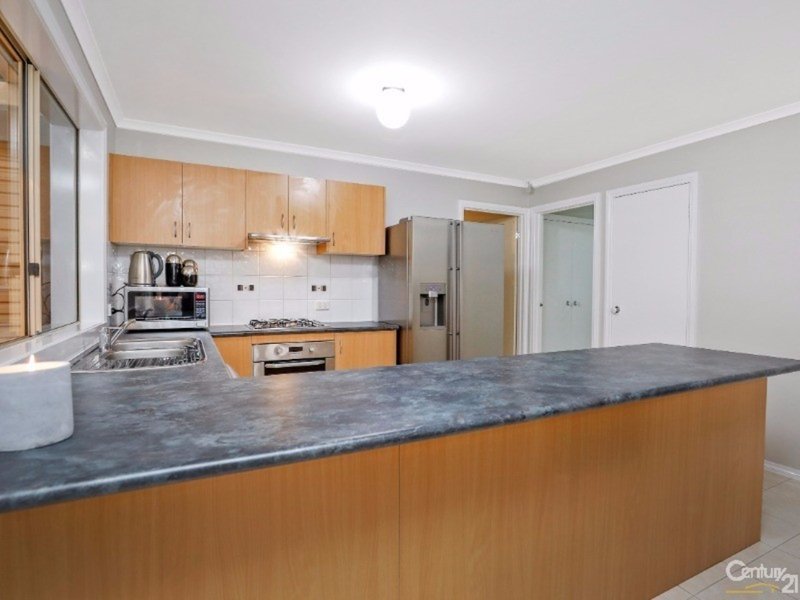 Photo - 10 The Parkway, Pakenham VIC 3810 - Image 7