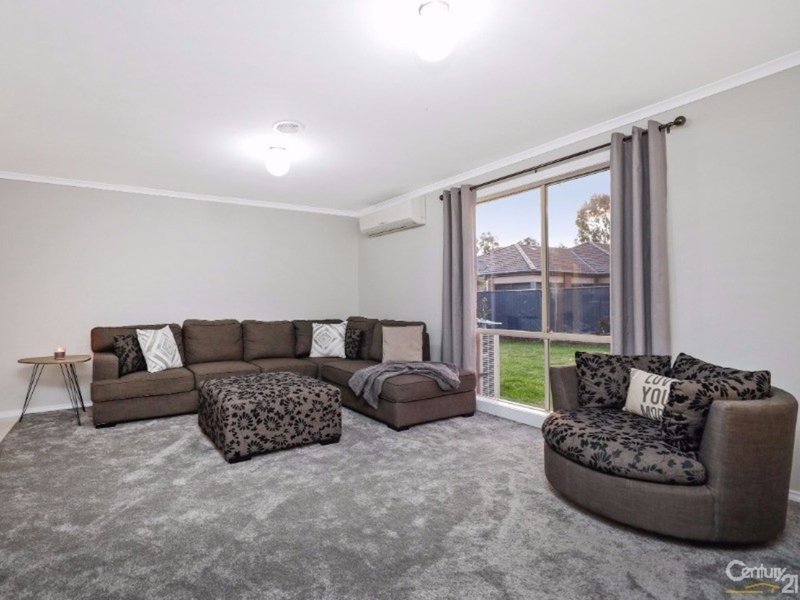 Photo - 10 The Parkway, Pakenham VIC 3810 - Image 12