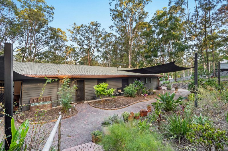 Photo - 10 Thomas Court, Cashmere QLD 4500 - Image 1