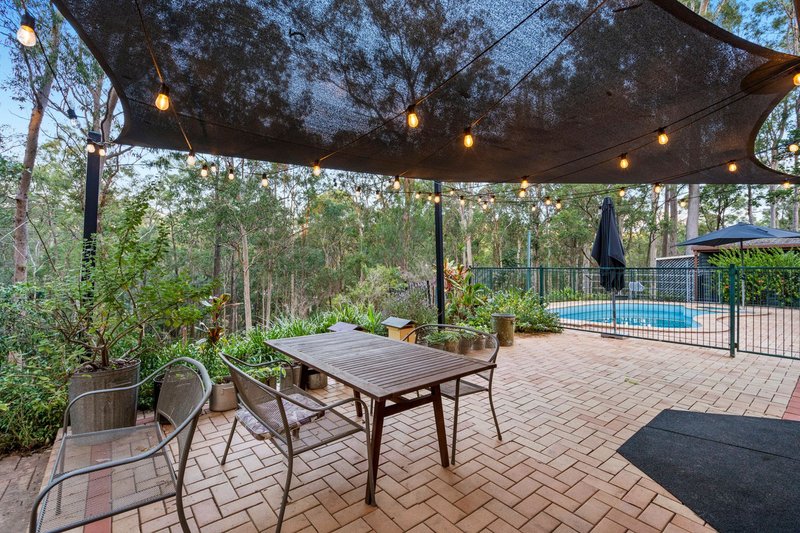 Photo - 10 Thomas Court, Cashmere QLD 4500 - Image 2