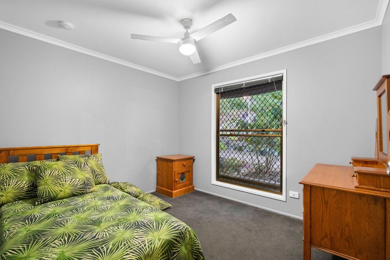 Photo - 10 Thomas Court, Cashmere QLD 4500 - Image 13