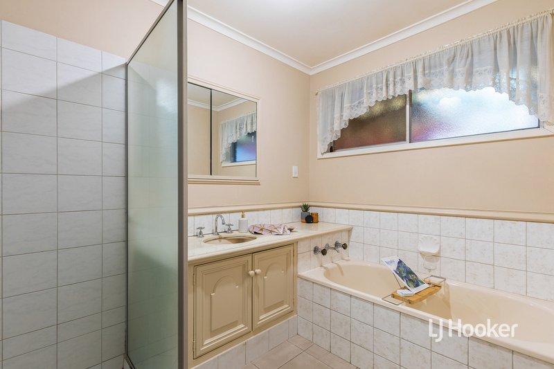 Photo - 10 Thorpe Avenue, Hoppers Crossing VIC 3029 - Image 12