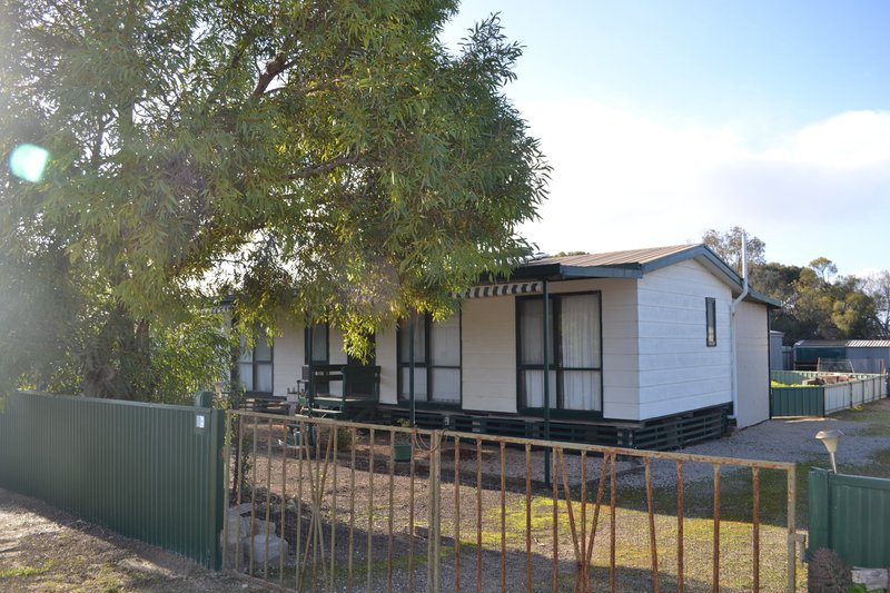 10 Ti-Tree Road, The Pines SA 5577