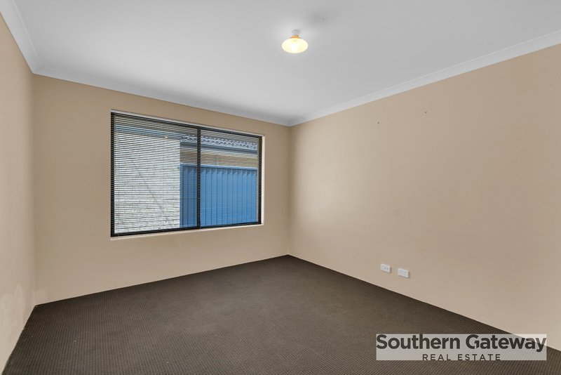 Photo - 10 Tigereye Avenue, Byford WA 6122 - Image 6