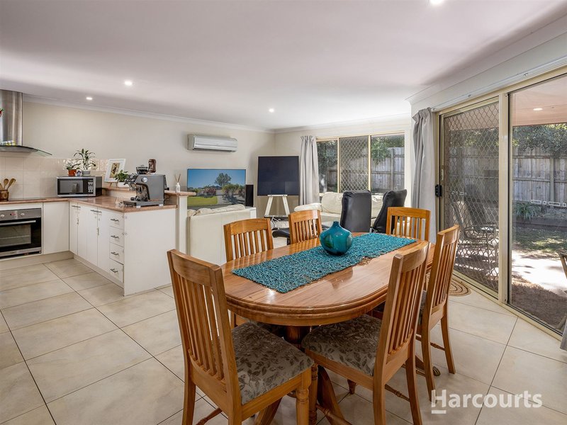 Photo - 10 Timbarra Court, Petrie QLD 4502 - Image 6