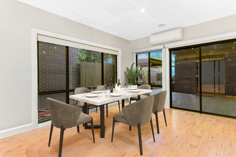 Photo - 10 Timbertop Terrace, Keysborough VIC 3173 - Image 4