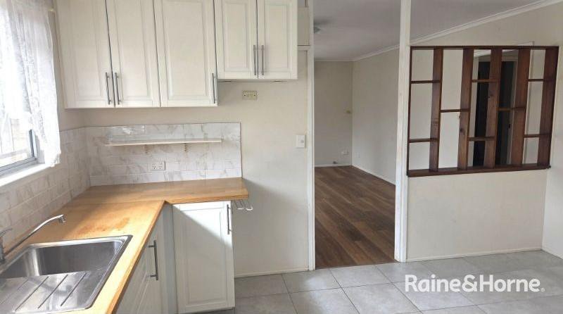 Photo - 10 Tina Street, Redland Bay QLD 4165 - Image 5