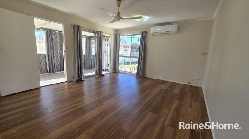 Photo - 10 Tina Street, Redland Bay QLD 4165 - Image 10