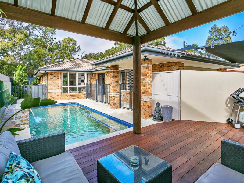 Photo - 10 Tolai Court, Mudgeeraba QLD 4213 - Image 2