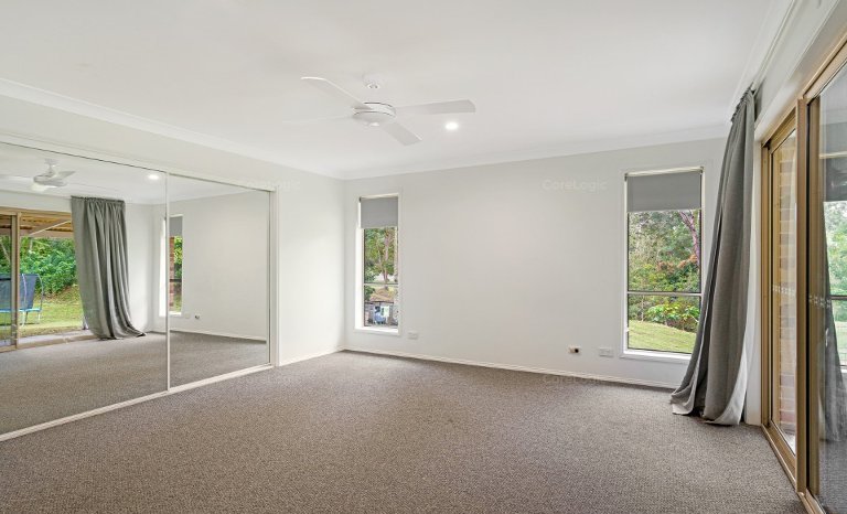 Photo - 10 Tolhurst Court, Tallai QLD 4213 - Image 9