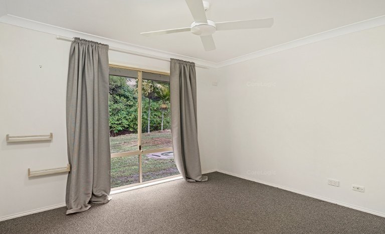 Photo - 10 Tolhurst Court, Tallai QLD 4213 - Image 11