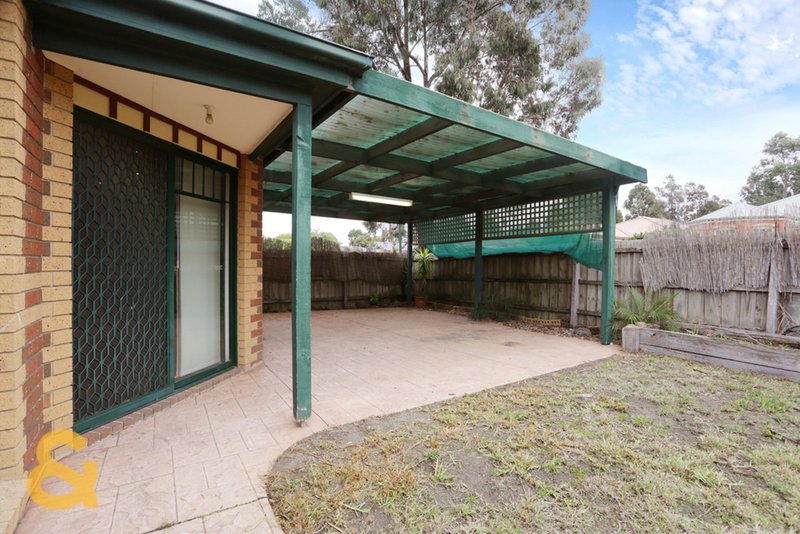 Photo - 10 Tolson Court, Roxburgh Park VIC 3064 - Image 10