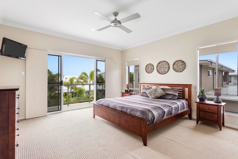 Photo - 10 Tomkins Esplanade, Birtinya QLD 4575 - Image 12