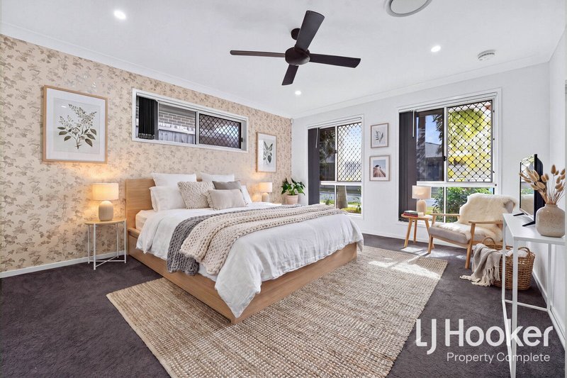 Photo - 10 Tomlinson Street, Yarrabilba QLD 4207 - Image 10