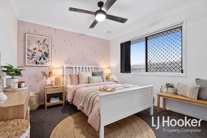 Photo - 10 Tomlinson Street, Yarrabilba QLD 4207 - Image 12