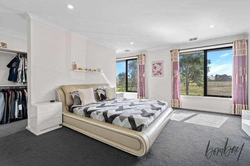 Photo - 10 Toorongo Way, Wollert VIC 3750 - Image 11