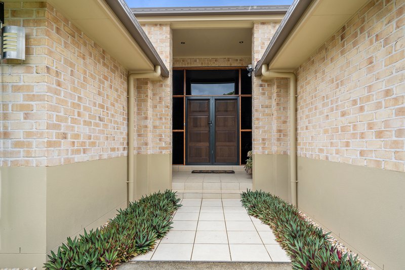 Photo - 10 Toriana Place, Beerwah QLD 4519 - Image 4