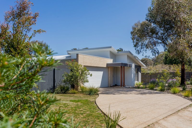 10 Tower Hill Road, Somers VIC 3927