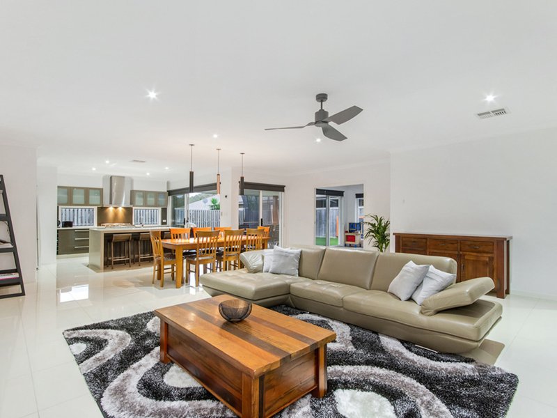 Photo - 10 Trail Side Court, Upper Coomera QLD 4209 - Image 5