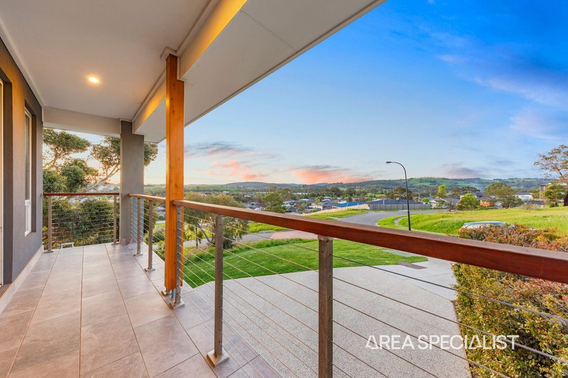 Photo - 10 Tranquil Way, Pakenham VIC 3810 - Image 20