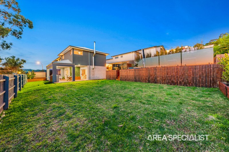 Photo - 10 Tranquil Way, Pakenham VIC 3810 - Image 27