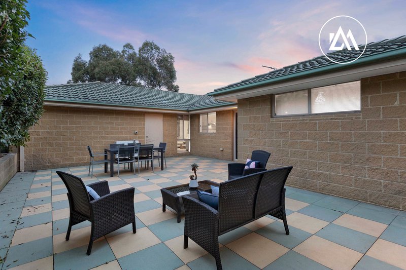 Photo - 10 Trentham Way, Langwarrin VIC 3910 - Image 17