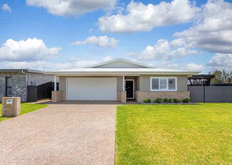 10 Tropicbird Crescent, Old Bar NSW 2430