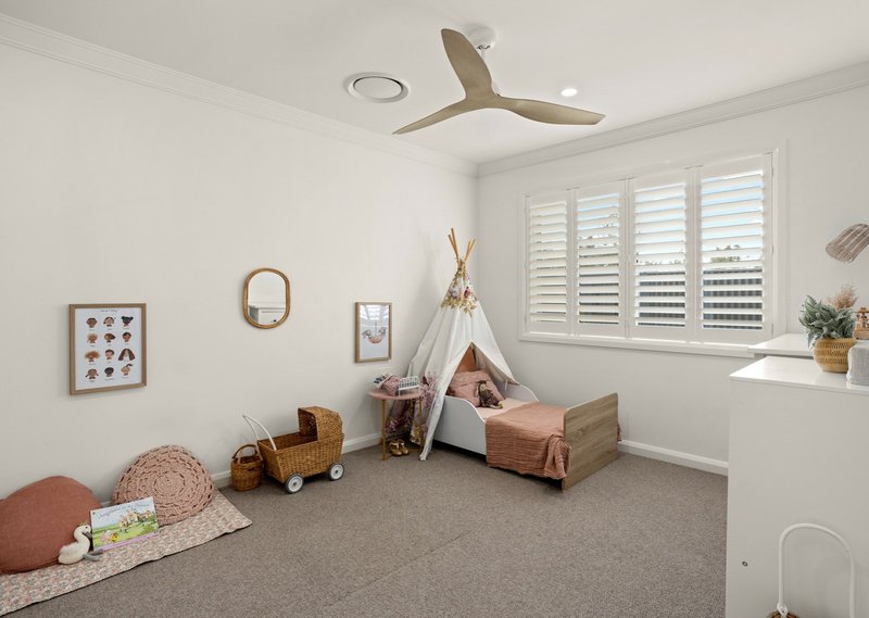 Photo - 10 Tropicbird Crescent, Old Bar NSW 2430 - Image 14