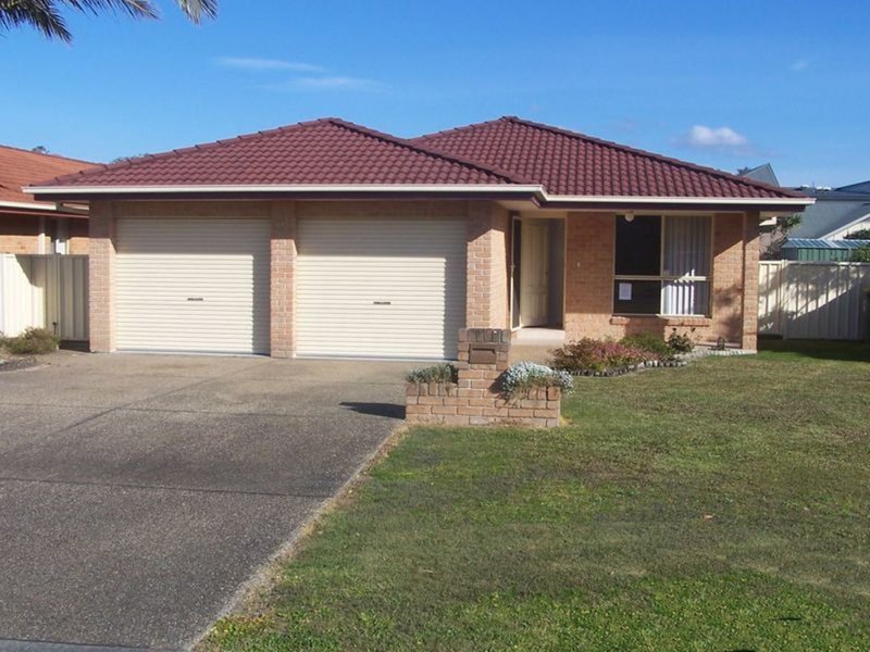 10 Tucana Place, Forster NSW 2428