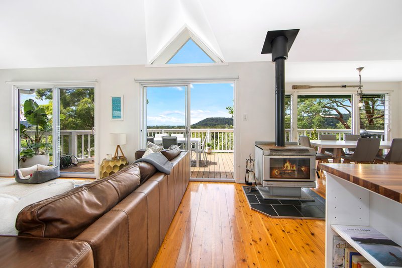 Photo - 10 Tulama Road, Umina Beach NSW 2257 - Image 5