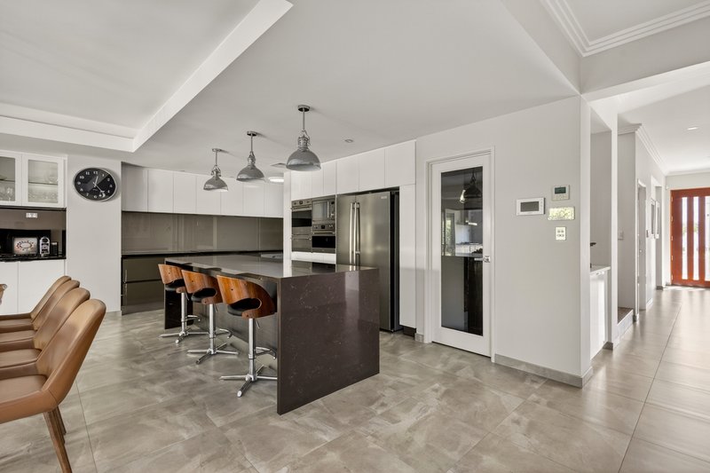 Photo - 10 Tuttlebee Terrace, Mosman Park WA 6012 - Image 6
