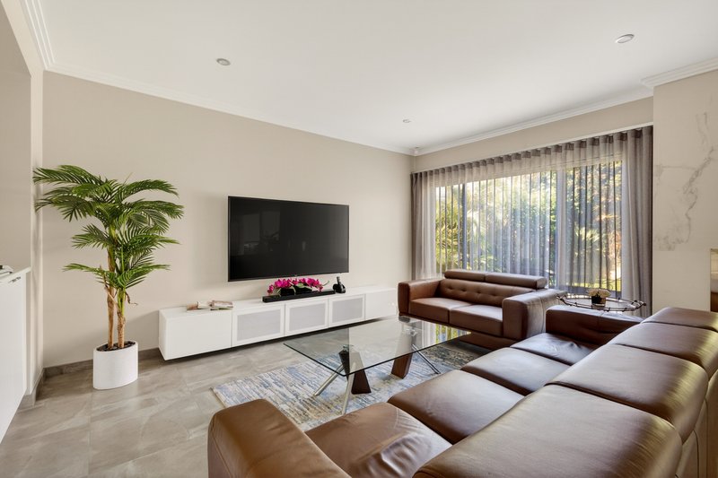 Photo - 10 Tuttlebee Terrace, Mosman Park WA 6012 - Image 12