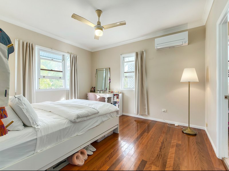 Photo - 10 Tweed Street, Ashgrove QLD 4060 - Image 5