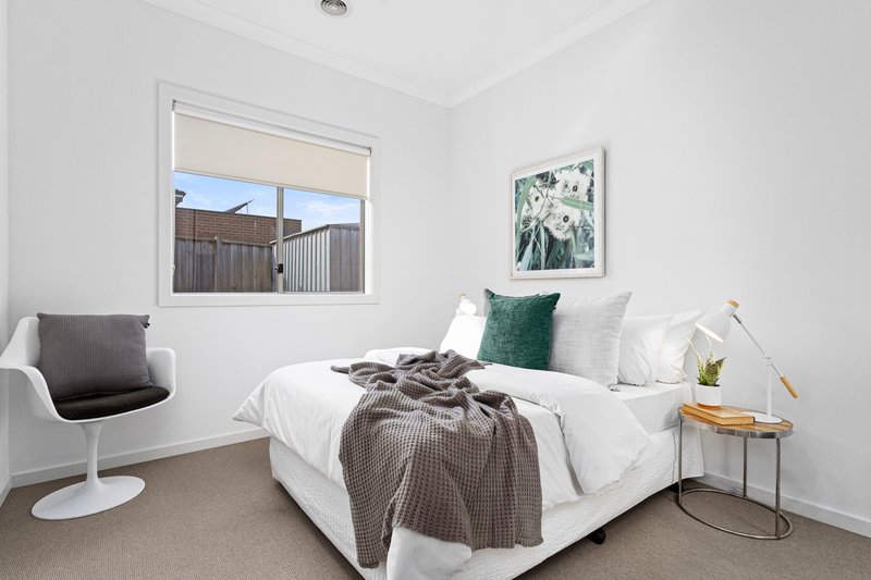 Photo - 10 Umbria Road, Mernda VIC 3754 - Image 13