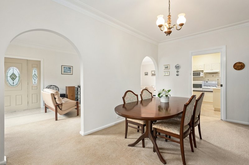 Photo - 10 Uralba Street, West Wollongong NSW 2500 - Image 3