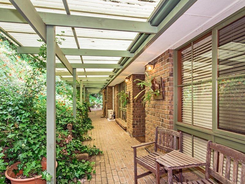 Photo - 10 Vale Road, Hawthorndene SA 5051 - Image 2