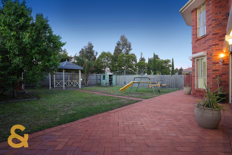 Photo - 10 Vela Place, Roxburgh Park VIC 3064 - Image 18