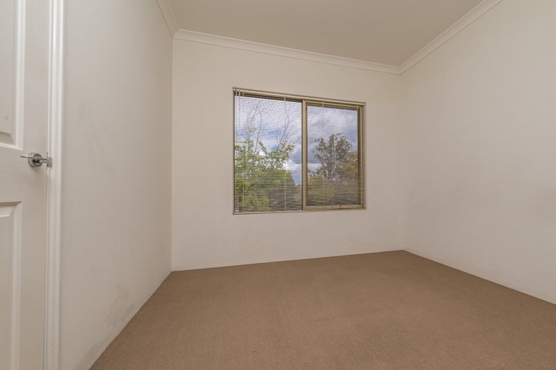 Photo - 10 Vellum Loop, Aveley WA 6069 - Image 15