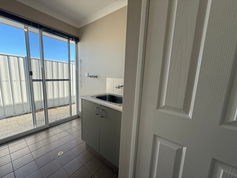 Photo - 10 Verin Lane, Port Kennedy WA 6172 - Image 12