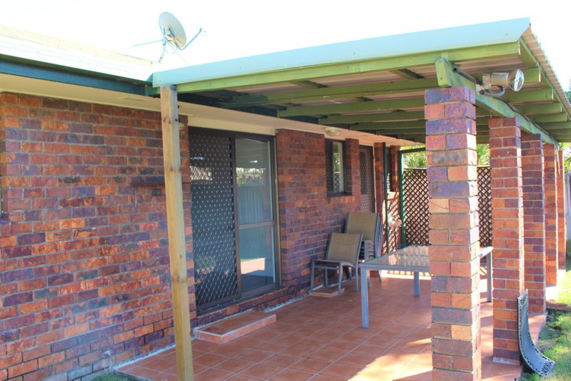 Photo - 10 Vermont Cres , Mount Warren Park QLD 4207 - Image 7