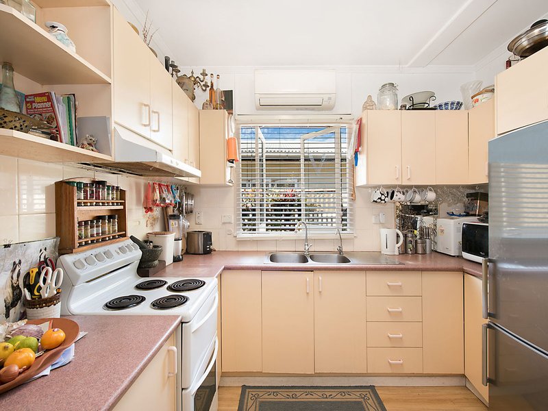 Photo - 10 Victoria Street, Brighton QLD 4017 - Image 2