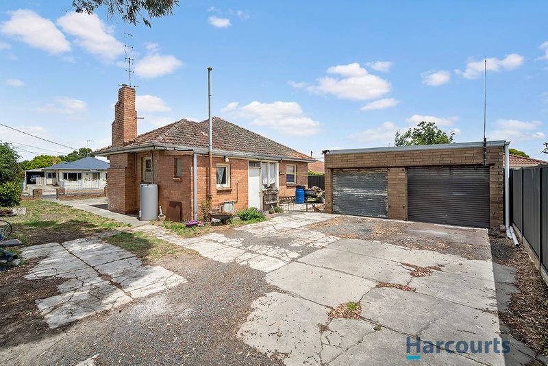 Photo - 10 Victoria Street, Sebastopol VIC 3356 - Image 11