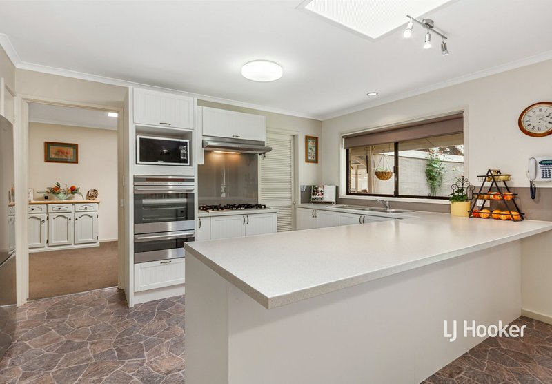 Photo - 10 View Road, Heathcote Junction VIC 3758 - Image 4