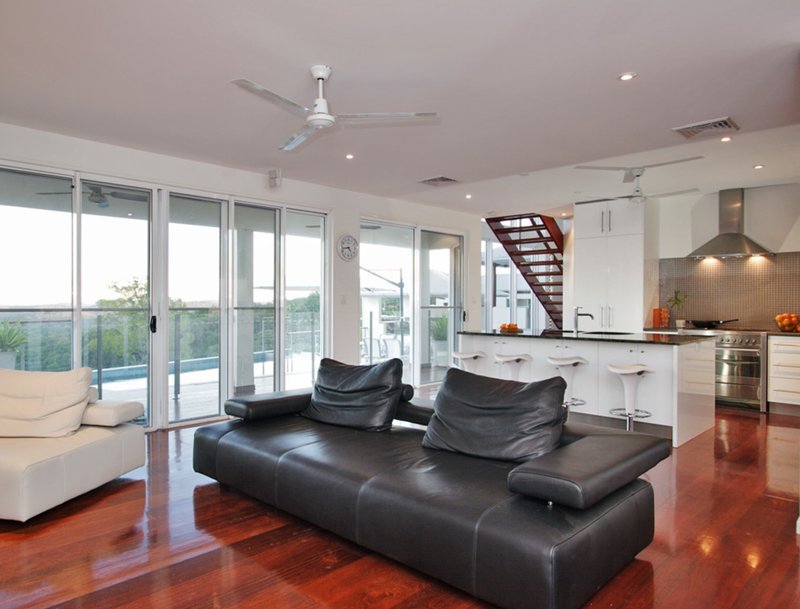 Photo - 10 Village Place, Buderim QLD 4556 - Image 8