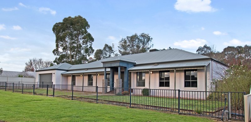 Photo - 10 Vine Street, Holbrook NSW 2644 - Image 1