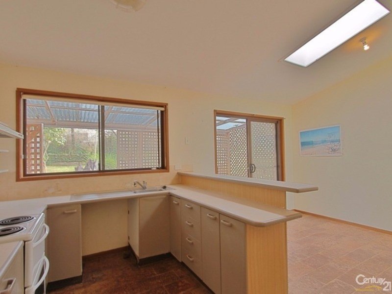 Photo - 10 Vista Avenue, Lawson NSW 2783 - Image 5