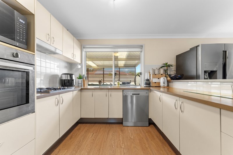 Photo - 10 Vulcan Place, Hamlyn Terrace NSW 2259 - Image 3