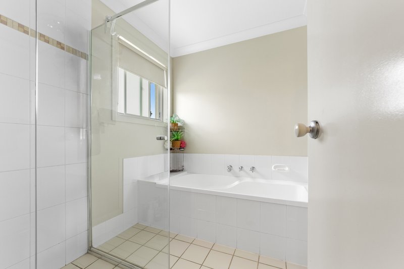 Photo - 10 Vulcan Place, Hamlyn Terrace NSW 2259 - Image 10