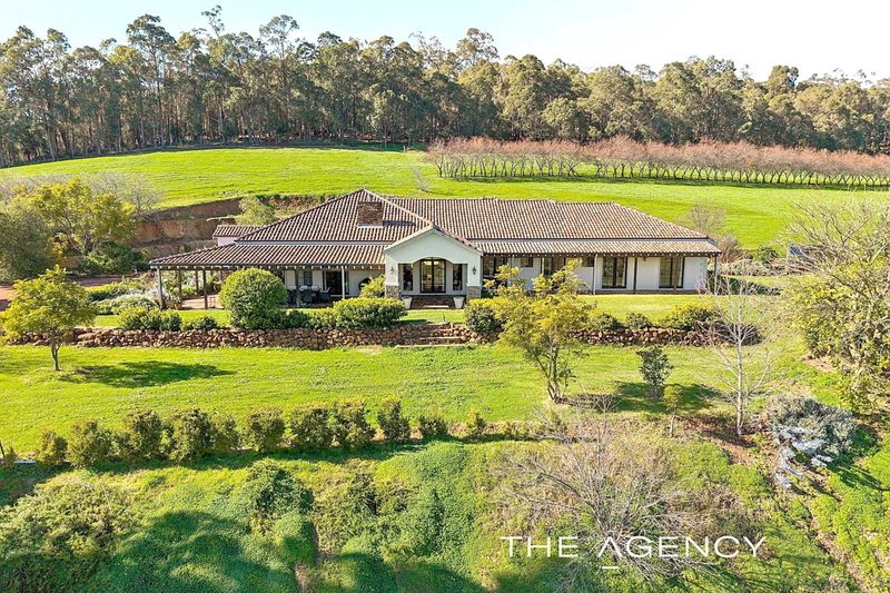 Photo - 10 Walnut Road, Bickley WA 6076 - Image 2